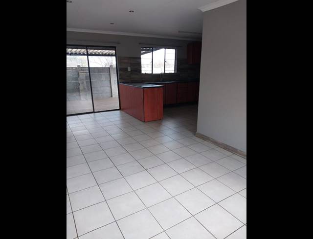 2 BEDROOM PROPERTY TO RENT IN BENONI AH